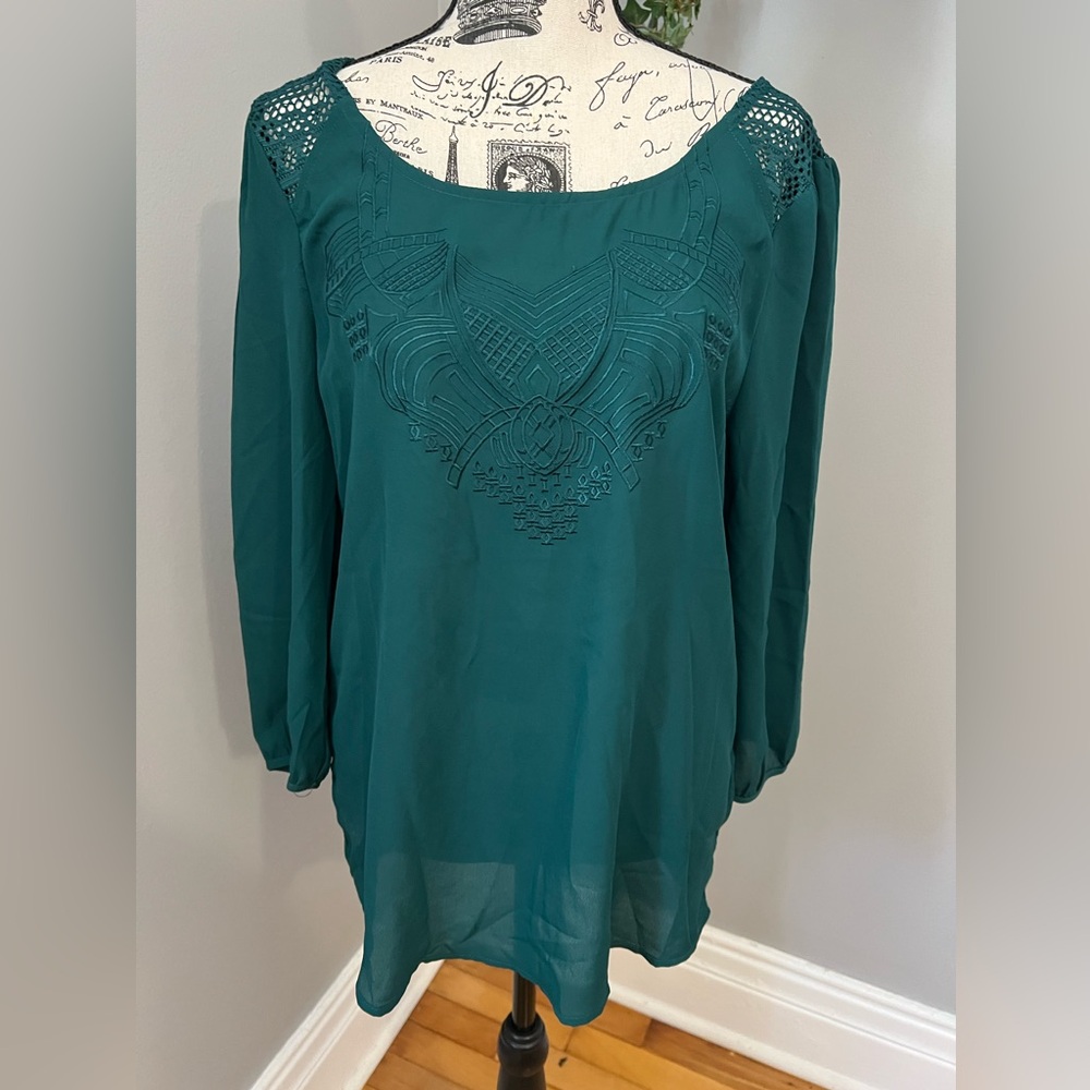 Maurice’s Chiffon Crochet Blouse Fashion Top - Picture 3 of 7